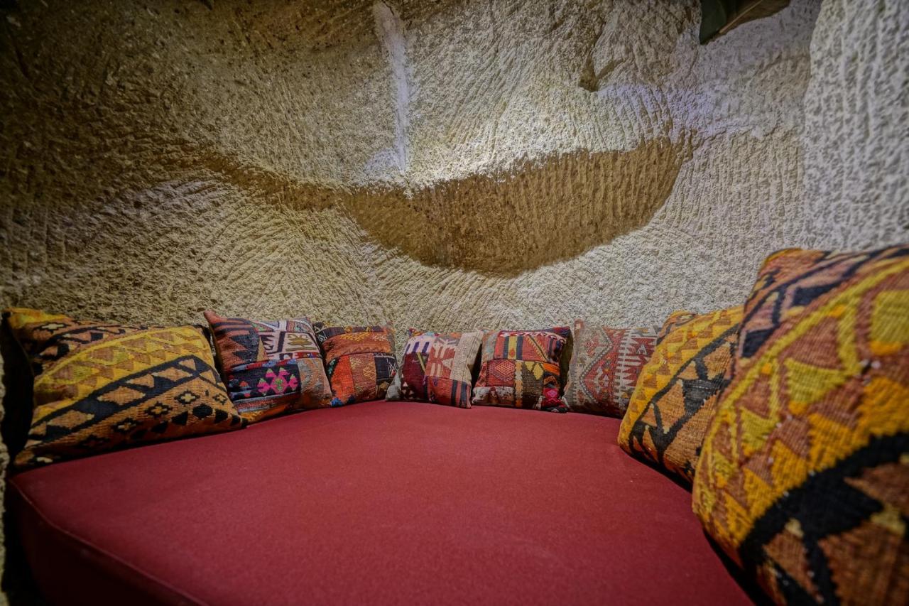 Vigneron Cave Hotel เนฟซิเฮียร์ ภายนอก รูปภาพ