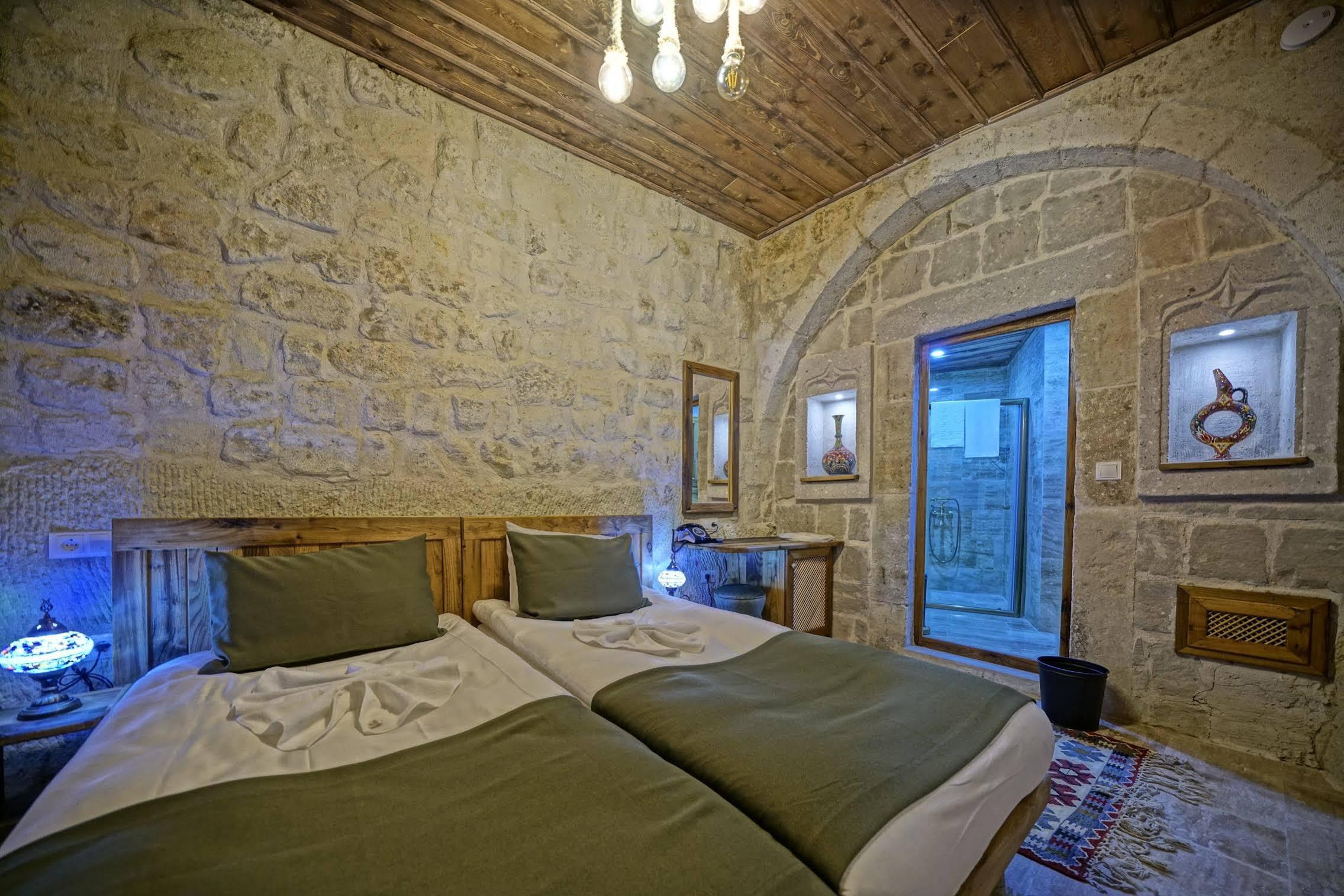 Vigneron Cave Hotel เนฟซิเฮียร์ ภายนอก รูปภาพ