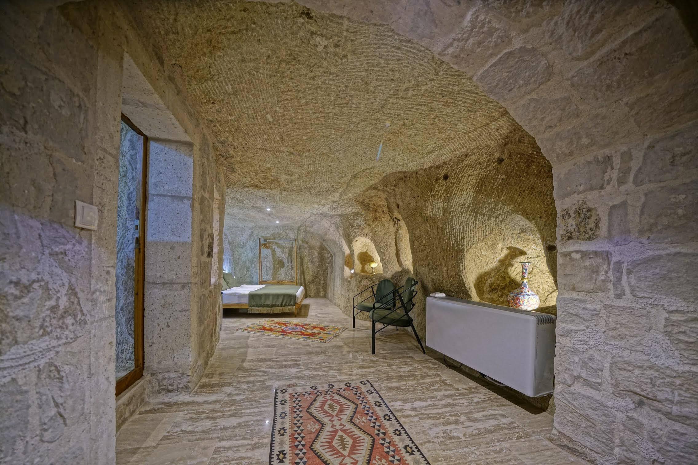 Vigneron Cave Hotel เนฟซิเฮียร์ ภายนอก รูปภาพ