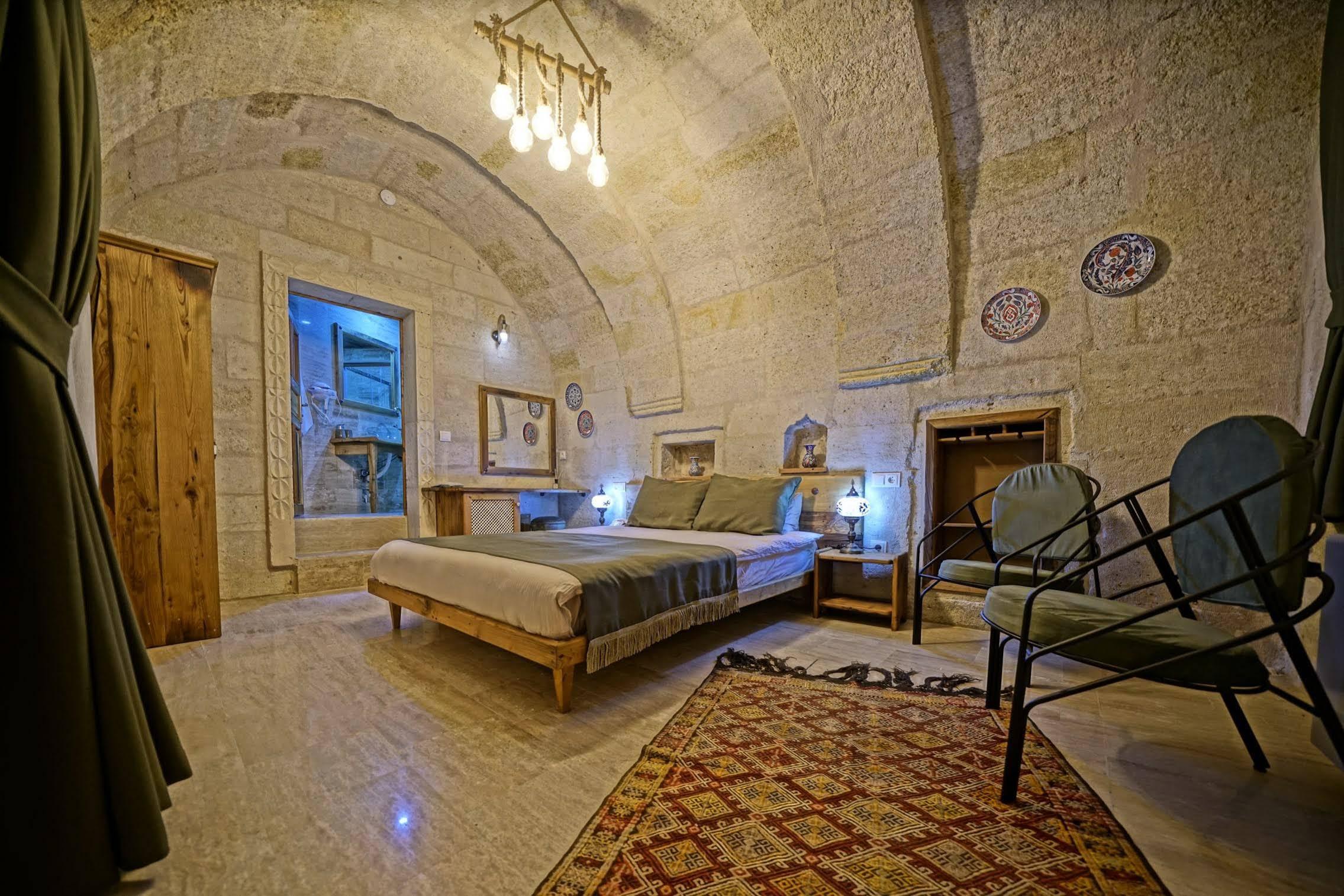 Vigneron Cave Hotel เนฟซิเฮียร์ ภายนอก รูปภาพ