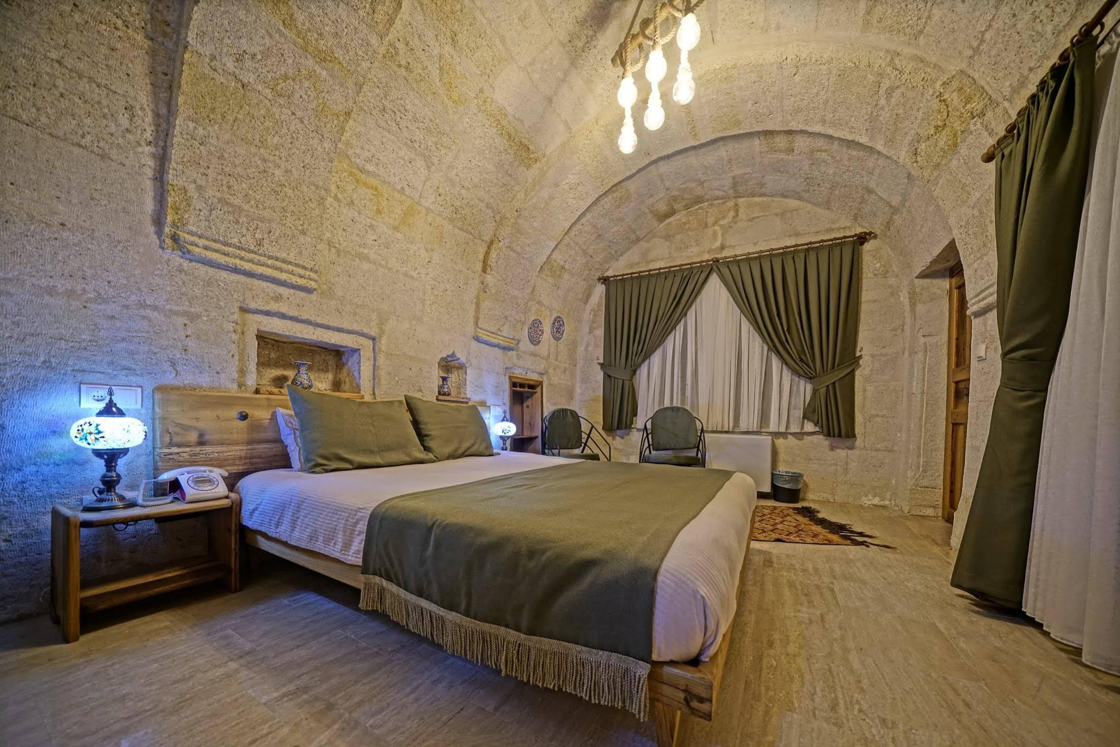 Vigneron Cave Hotel เนฟซิเฮียร์ ภายนอก รูปภาพ
