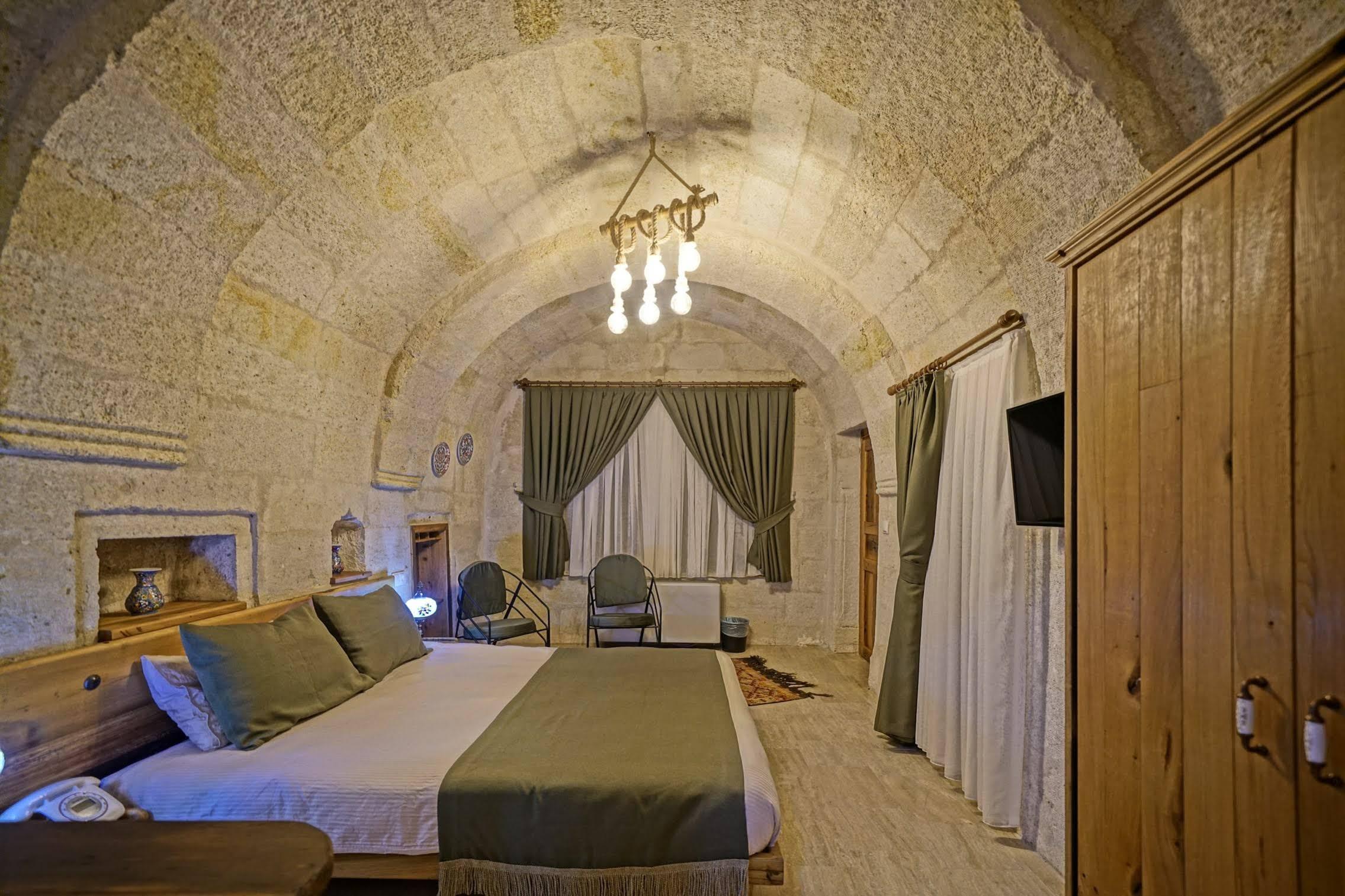Vigneron Cave Hotel เนฟซิเฮียร์ ภายนอก รูปภาพ